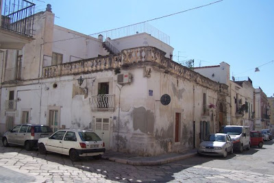 Manfredonia, Palazzo Delli Santi XVIII sec.