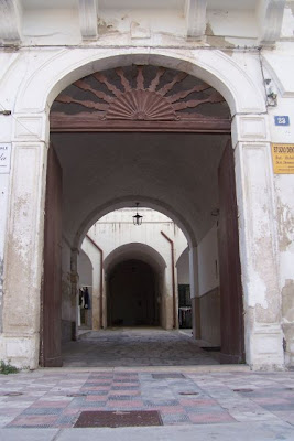 Manfredonia, Antico Palazzo di Via Tribuna