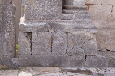 Manfredonia, Basilica di S. Maria di Siponto