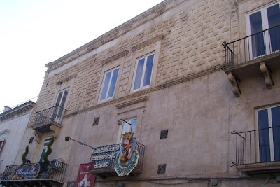 Manfredonia, Palazzo Mettola