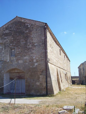 Manfredonia, Abbazia di San Leonardo