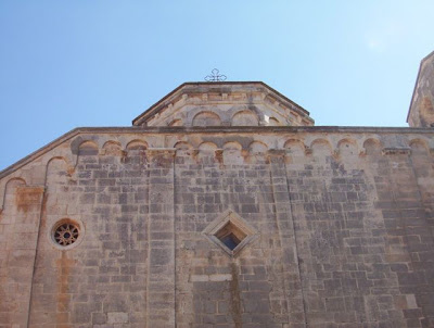 Manfredonia, Abbazia di San Leonardo