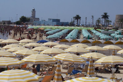 Manfredonia, Ombrelloni in spiaggia