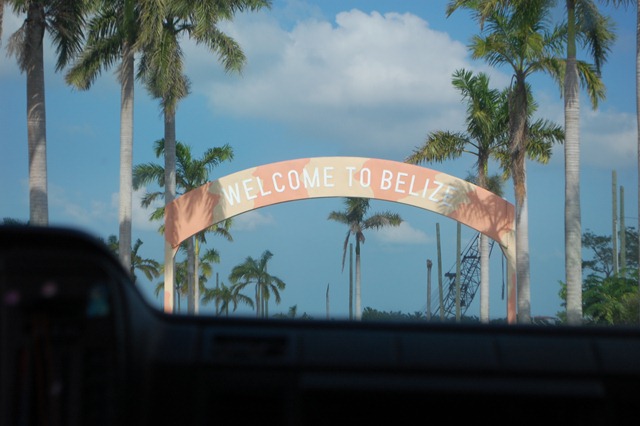 [CAN YOU BELIZE IT! 005[2].jpg]