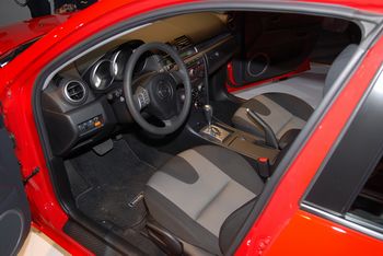 http://www.auto-online.com.tw/album/1182425779.JPG
