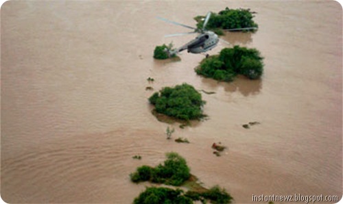 Floods wreak havoc in Andhra, Karnataka026