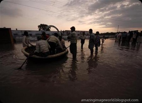 India's disastrous floods003