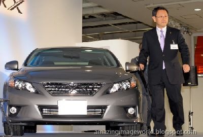 [Toyota Motor launches new Mark X sedan car003[3].jpg]
