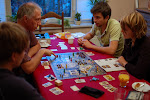 de 4 spelers zetten hun 3 bouwmeesters in