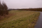 fietsroute op de Scheldedijk nabij Weert - tussen Oude Schelde en Schelde