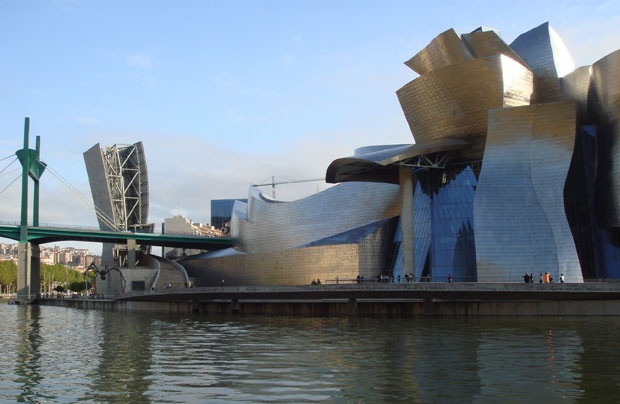 [Guggenheim Museum Bilbao. Icona del terzo millenio, è una delle architetture più celebri del mondo[4].jpg]