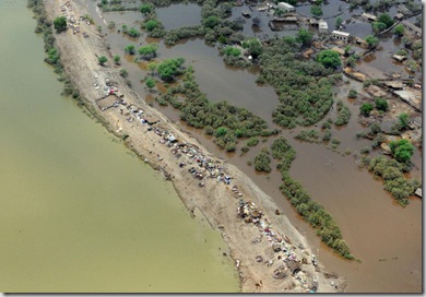 TOPSHOTS-PAKISTAN-DISASTER-FLOODS