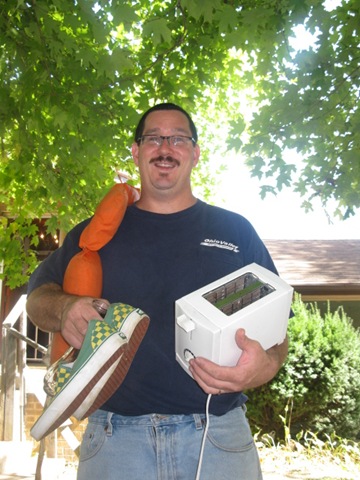 [yard sale day 143[3].jpg]