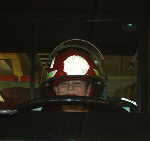 [lots of stuff 129[4].jpg]