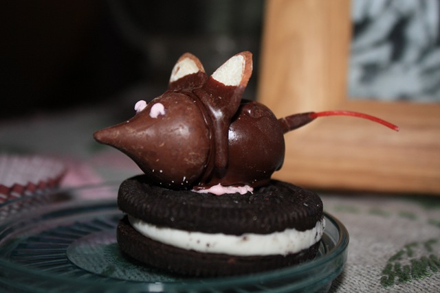 [thanksgiving mom and dads 201[3].jpg]