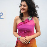 taapsee-pannu-14-33.jpg