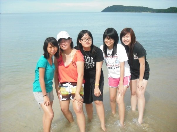 [beach12.jpg]