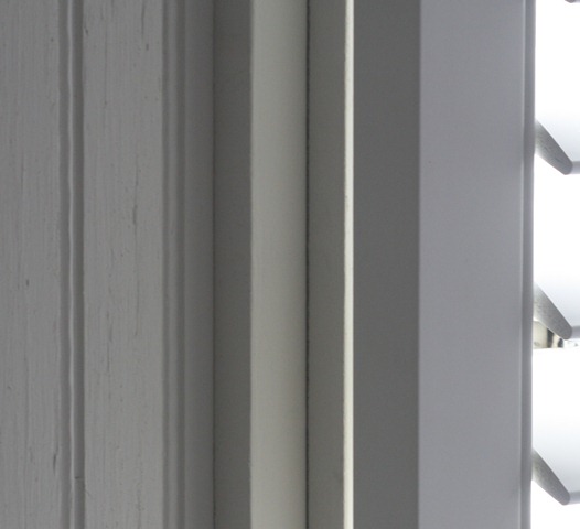 [Install a plantation Shutter[5].jpg]