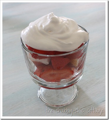 small trifle dish