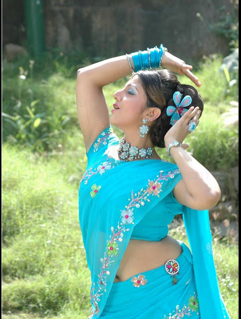 Actress Rambha Navel Show Photos