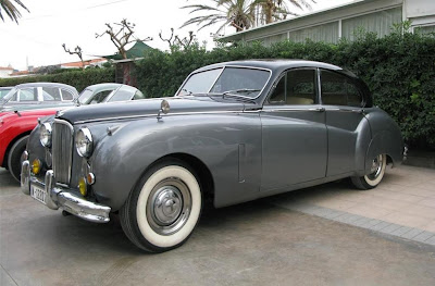 [Image: Sitges%20Antique%20Car%20Club%2013.12.2008%20012.jpg]