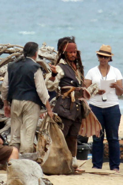 [First pictures of Penelope Cruz in 'Pirates of the Caribbean 4'[2].jpg]