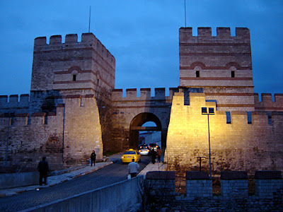 istanbul belgrade gate