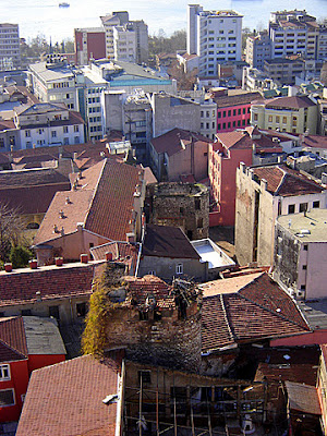 istanbul galata walls