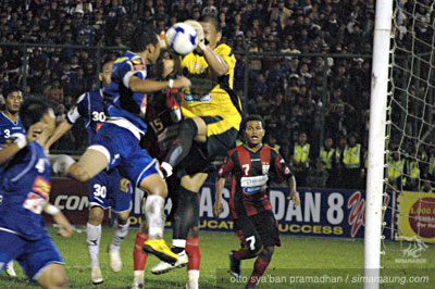 Persib vs Persipura 2009/2010