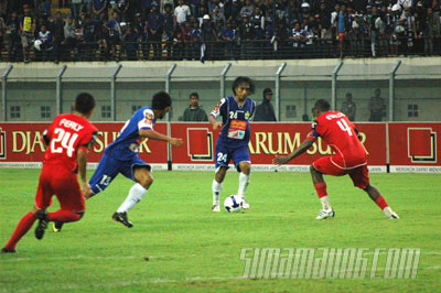 Hariono Persib vs Persijap