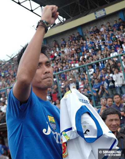 Maman Persib 2010/2011