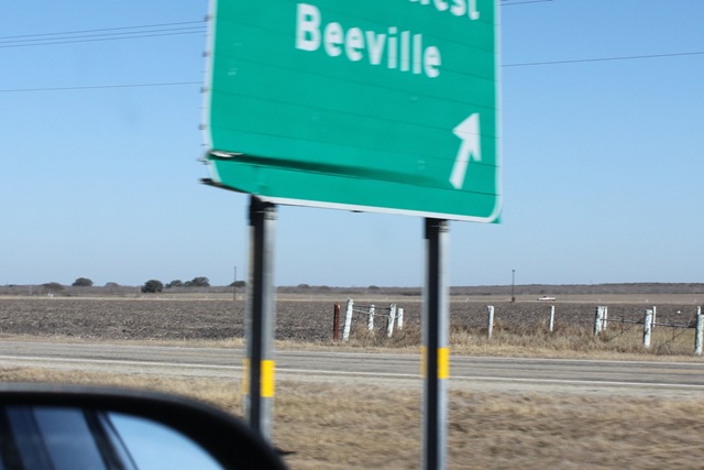 [175439_1738097944059_1586966139_1636839_4336101_o[5].jpg]