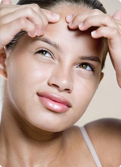 La ragione di perdita di capelli a rimedi di gente di donne di trattamento