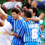 Julio Cesar comemora gol.jpg
