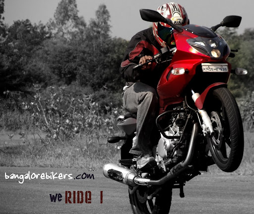 New+pulsar+220+sf+wallpapers