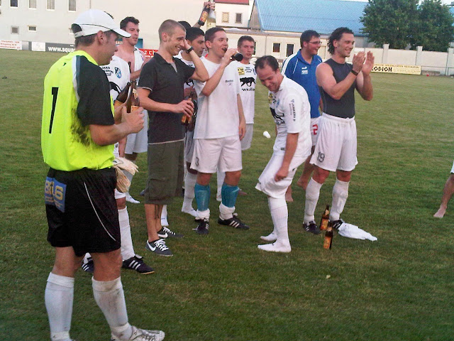 21_schnitzelplatzl-columbia_20100611.jpg
