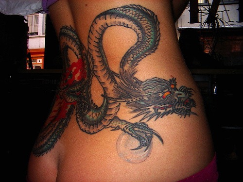 [china-dragon-tattoo-design[5].jpg]