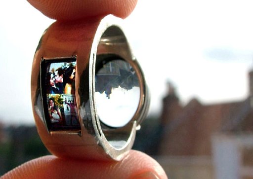思い出プロジェクションリング(Portrait Projecting Ring)