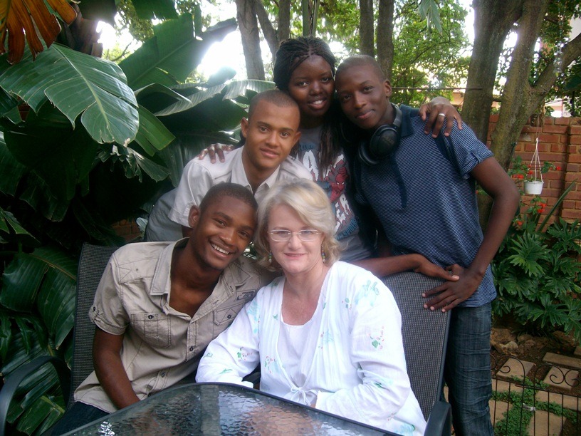 [Vilna, Miguel, Bill, Luyanda, Lusanda Family[1][2].jpg]