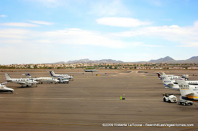 Maverick Airlines landing Henderson Executive Airport