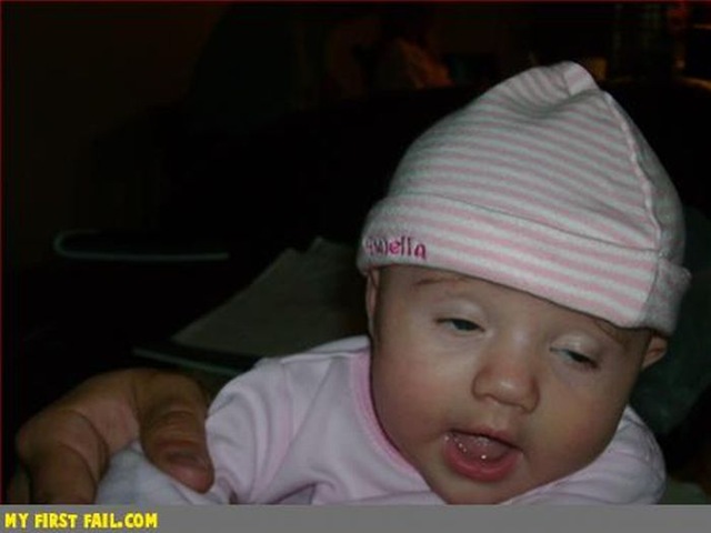 [funny_babies_faces_21[1][3].jpg]