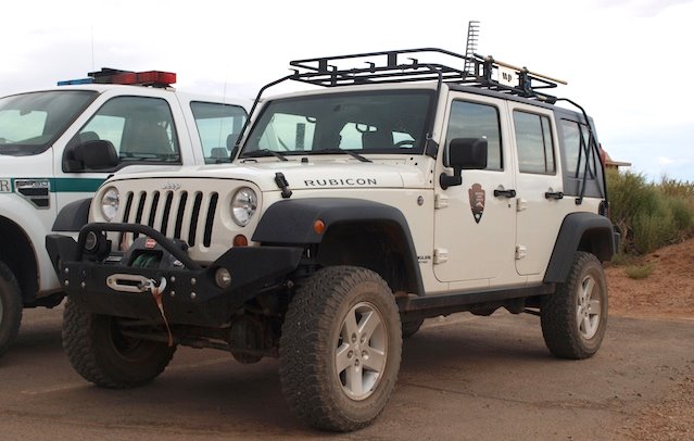 ExPoordition%20-%20White%20Rim%20Trail%20%2837%29.jpg