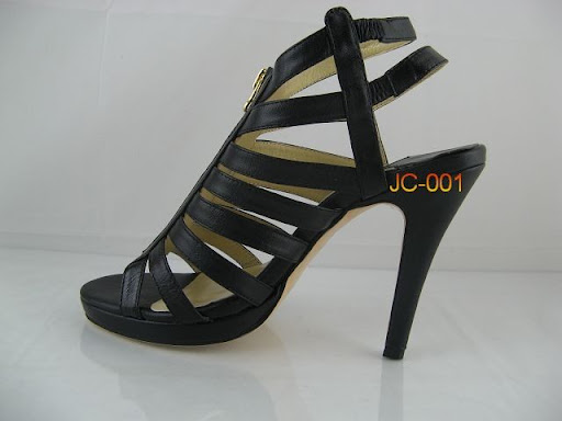 Popular Womens Tennis Shoes