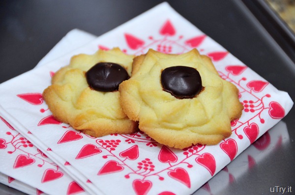 Butter Cookies with Chocolate Chips