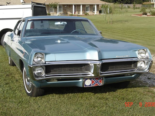 I guess I'm the April fool... 1967%20Pontiac%20Bonneville%20003_edited