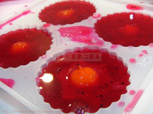 Dragon Fruit Jelly Mooncake (21).jpg