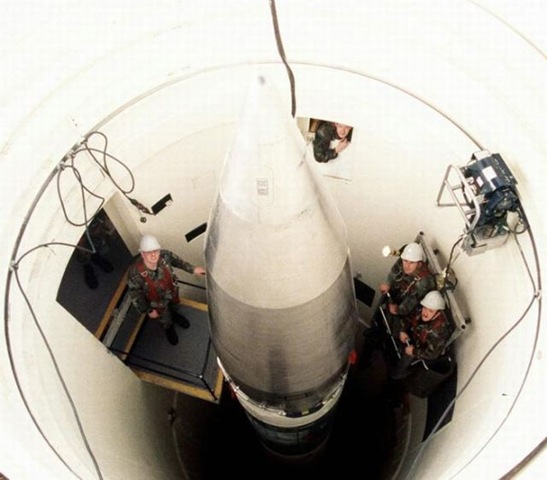 [nuclear_missile_silo_640_13[2].jpg]