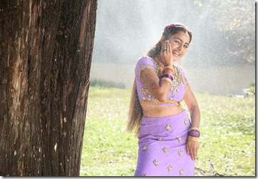 Bhama Latest Hot Photos - moviegalleri.in