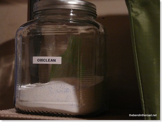 jar to keep my oxyclean non lumpy