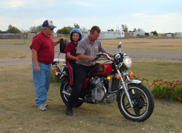 [10-11-10 Zachary and Mike on motorcycle 2[4].jpg]
